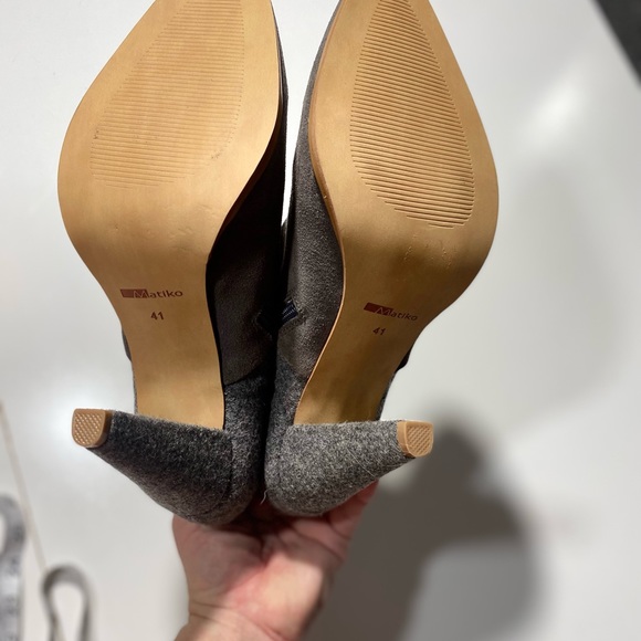 Matiko Grey Wool Leather Pointed Toe Woman’s Heel Zip Side Boots NWOT Size 11 - Picture 13 of 13